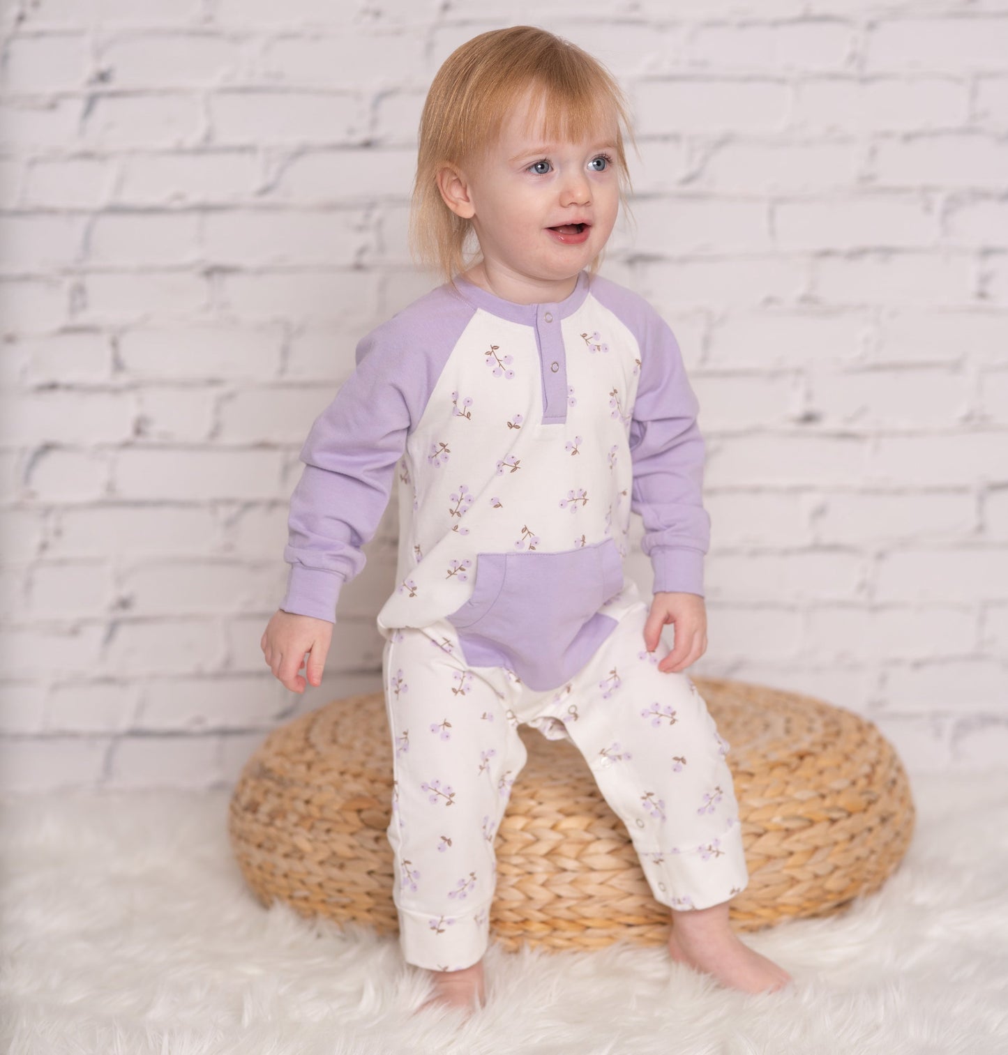 organic cotton long sleeve romper winter berries print baby1