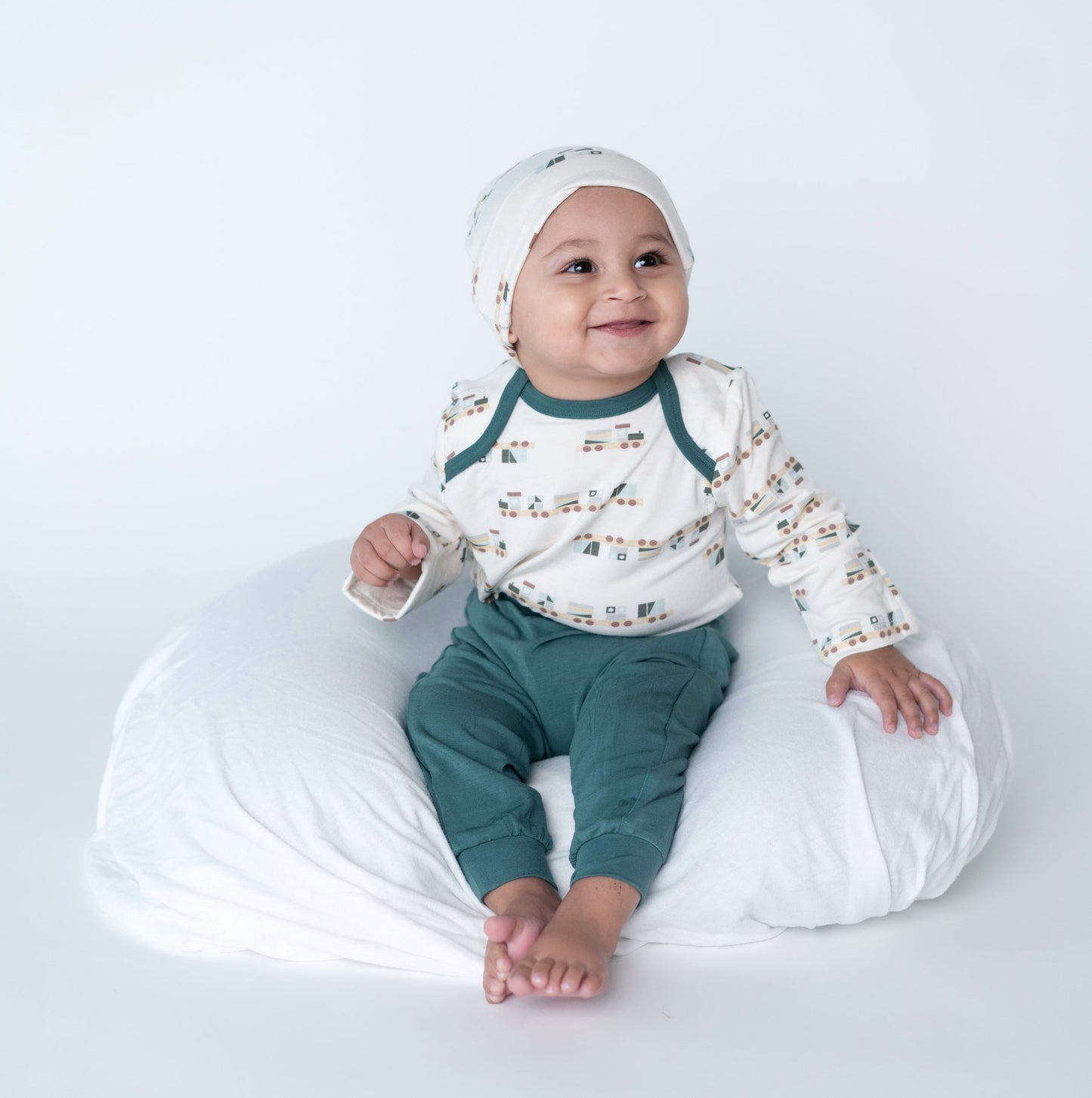 bamboo harem pants & onesie pine