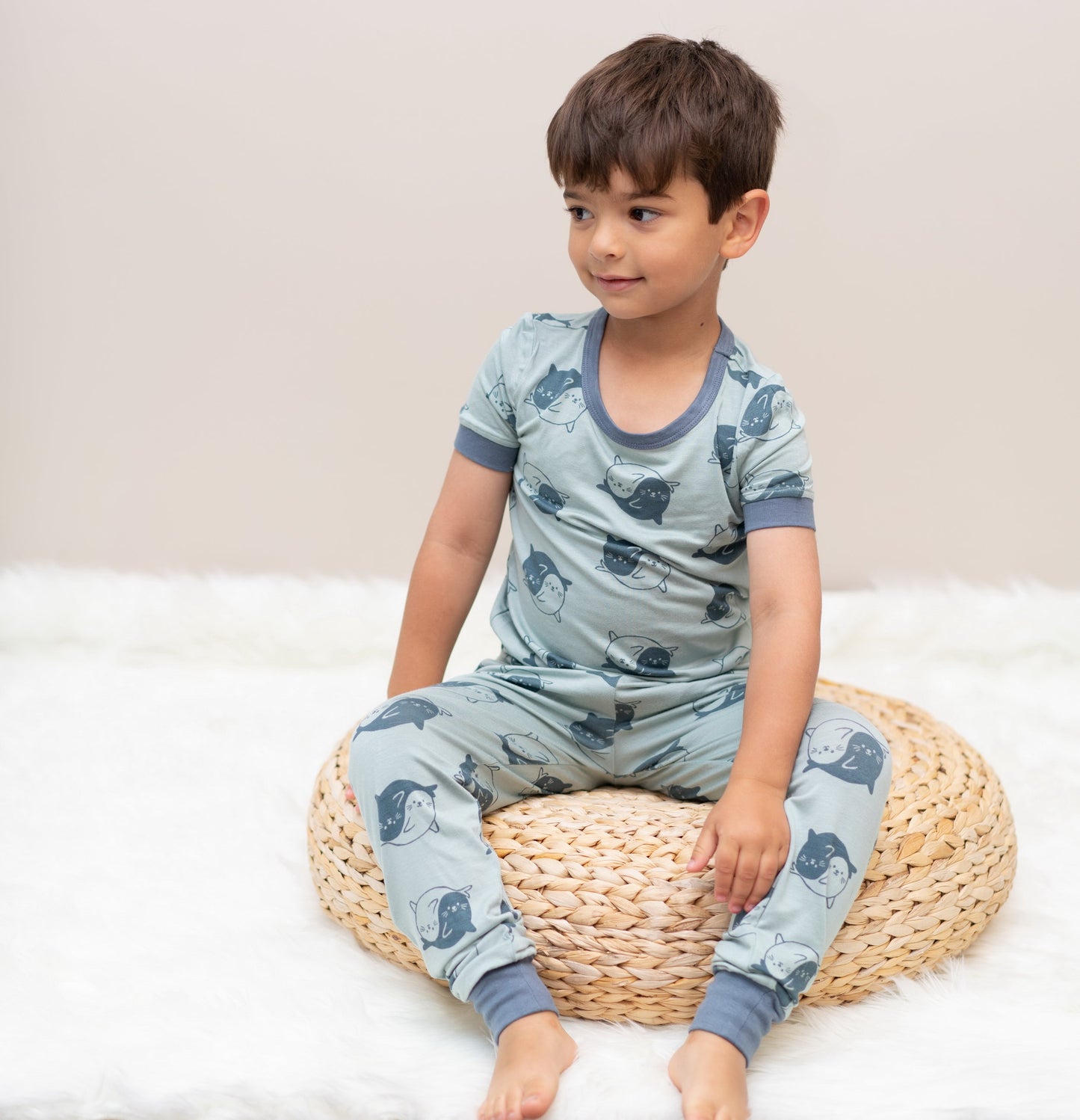 bamboo short sleeve pajama set seal print