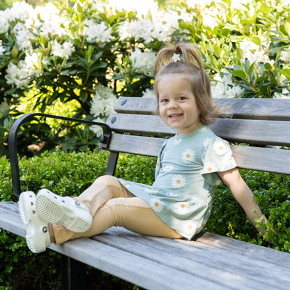 bamboo bell sleeve top daisy print