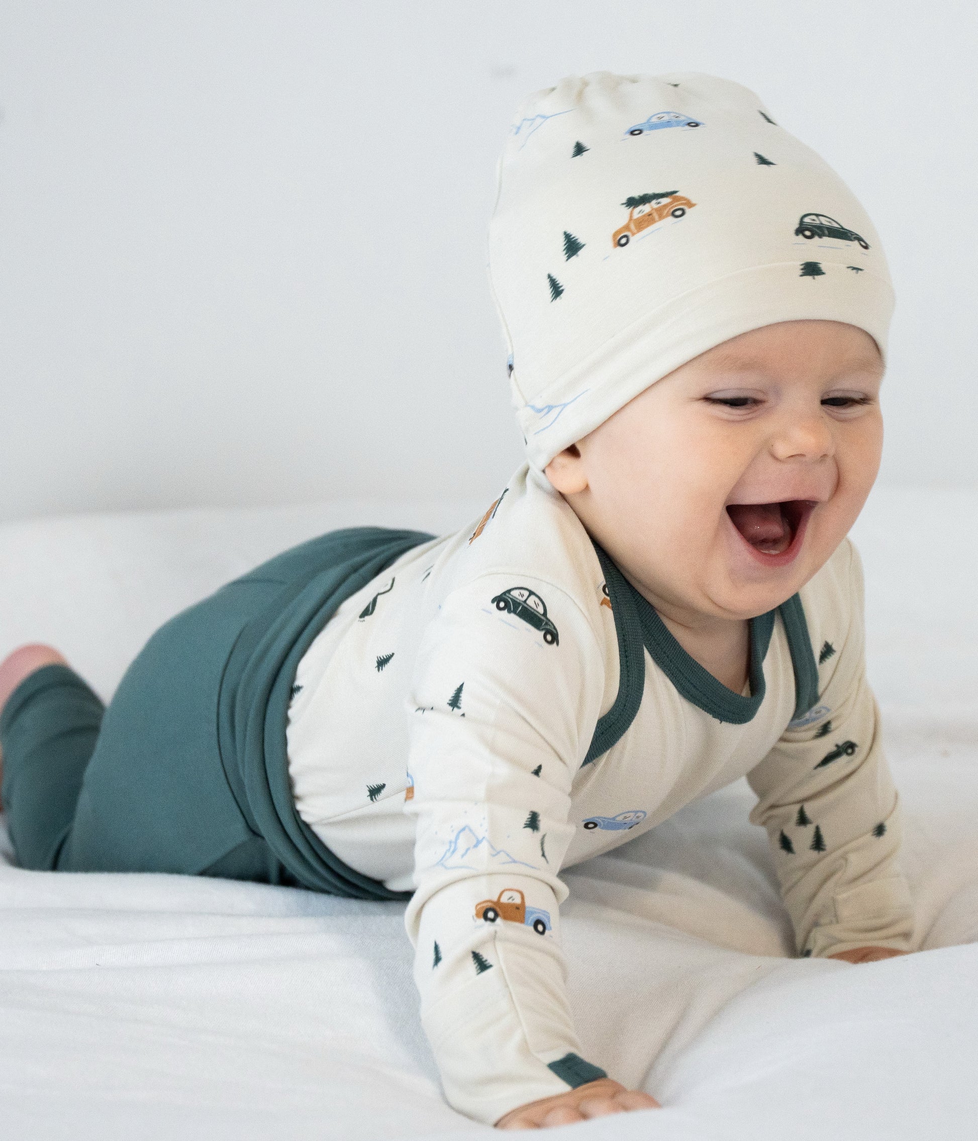 bamboo long sleeve onesie winter road trip print