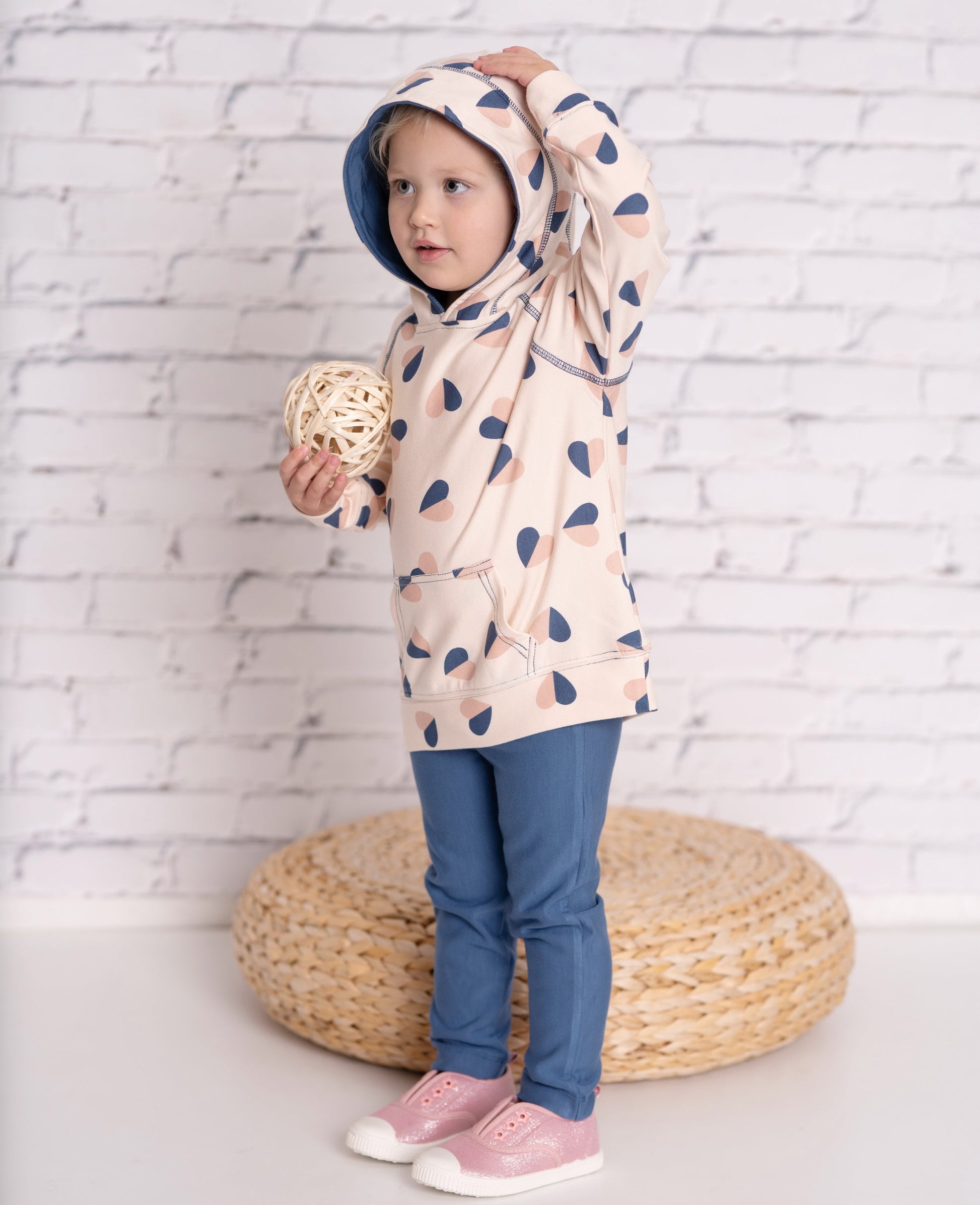 bamboo pullover hoodie heart flutter print baby kids2