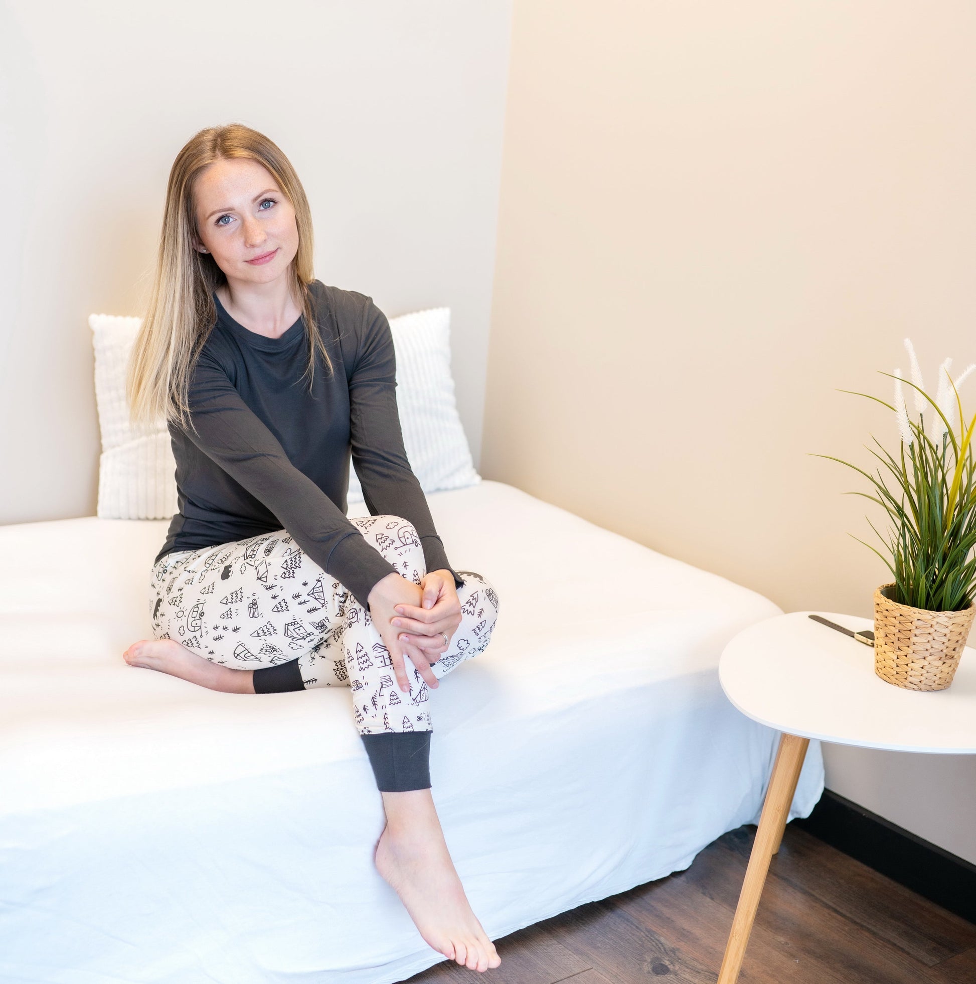 women long sleeve pajama set